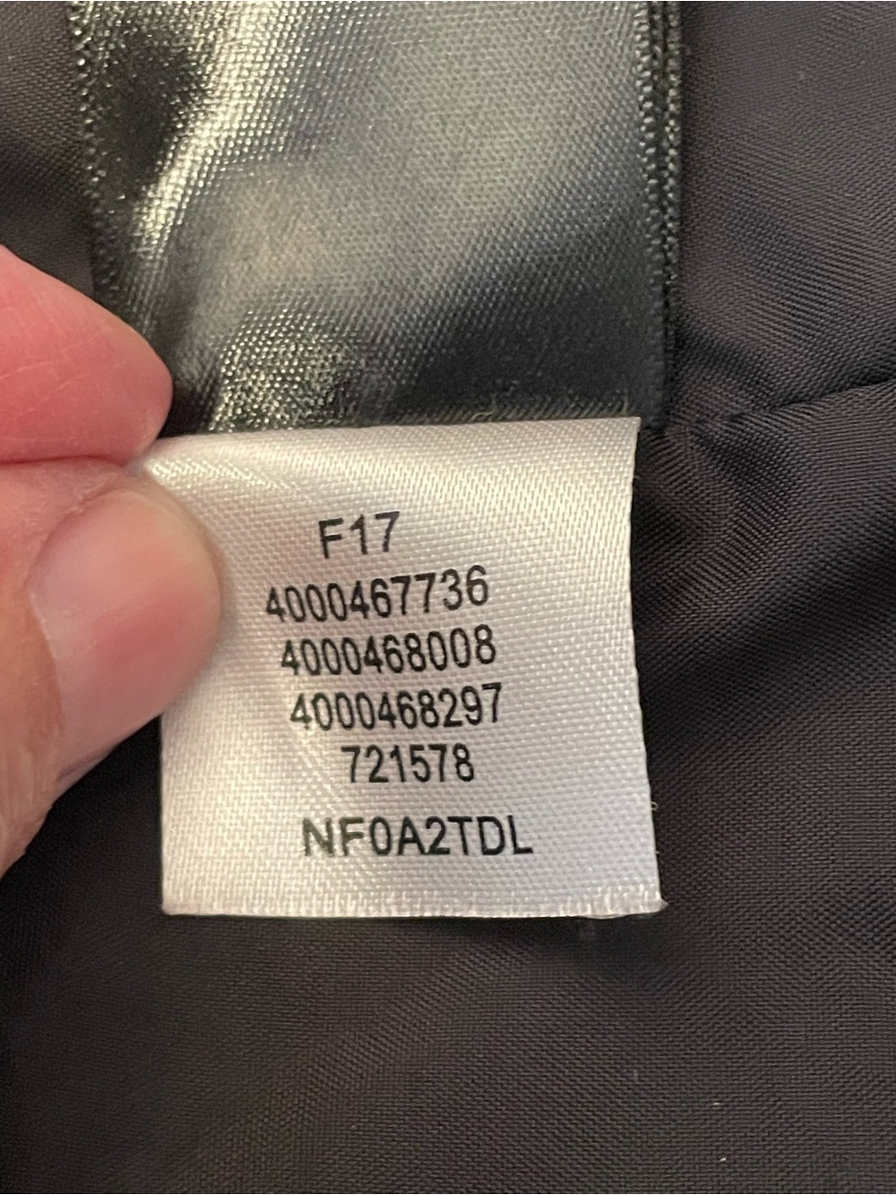 🚨🚨🚨The North Face Black Hooded Raincoat with Logo - Picture 5 of 13